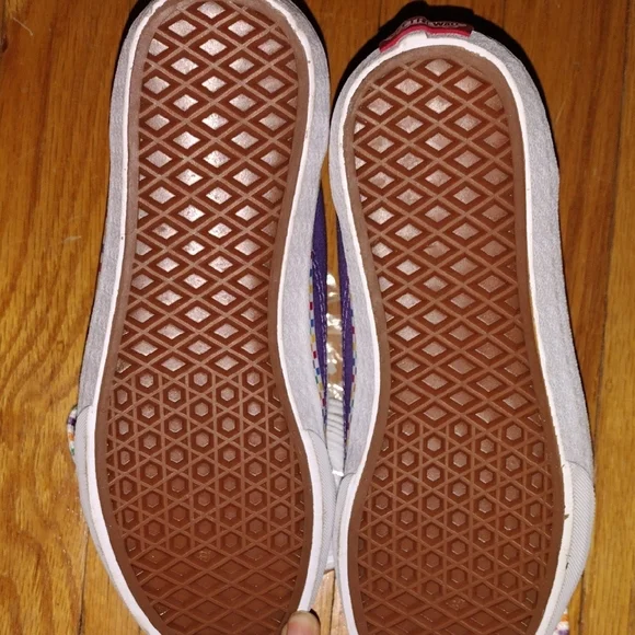 Vans Girls Kids Sneakers in Purple with Multicolor Accents Size 4 - Picture 3 of 4